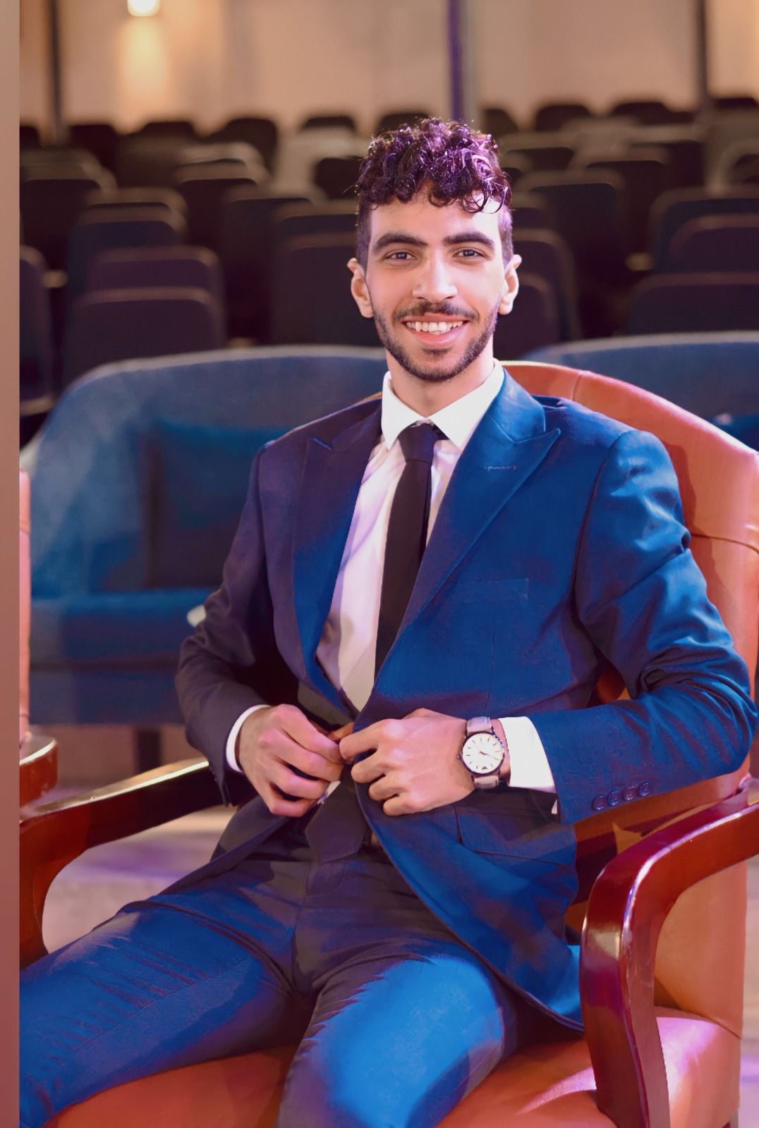 صورة المصمم